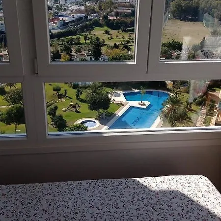 Estudio En La Colina Zona Playamar Torremolinos